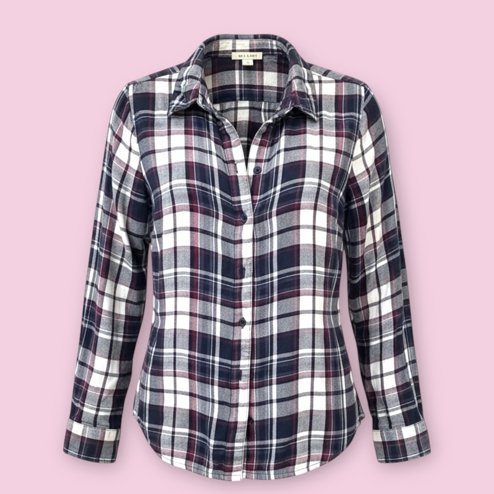 MIAMI (Francesca’s)🎀Plaid Button Down Shirt🎀🎀Size S🎀So Soft & Lightweight!